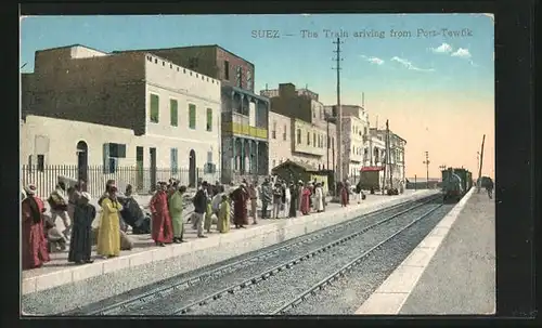 AK Suez, The Train ariving from Port-Tewfik