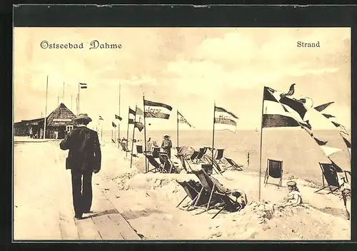 AK Dahme i. Holst., Flaggen wehen am Strand