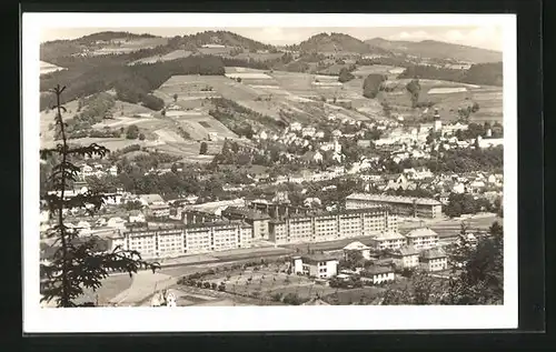 AK Vsetin, Blick auf die gesamte Stadt im Tal