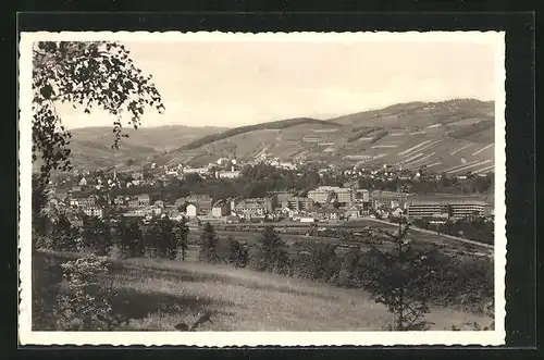 AK Vsetin, Blick über die Bahngleise auf die Stadt