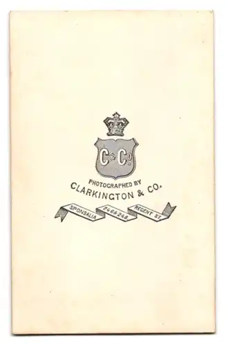 Fotografie Clarkington & Co., London, 246-248 Regent Street, Gentleman im Anzug nebst Zylinder - Hut