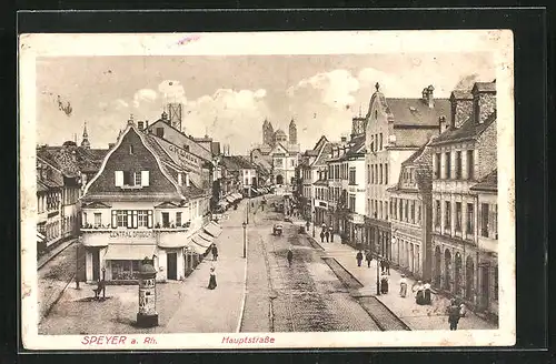 AK Speyer, Passanten auf der Hauptstrasse