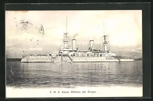 AK Kriegsschiff SMS Kaiser Wilhelm der Grosse liegt vor Anker