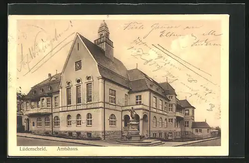 AK Lüdenscheid, Amtshaus mit Brunnen