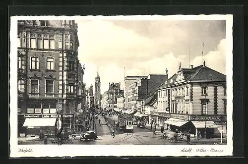 AK Krefeld, Strasse mit Strassenbahn