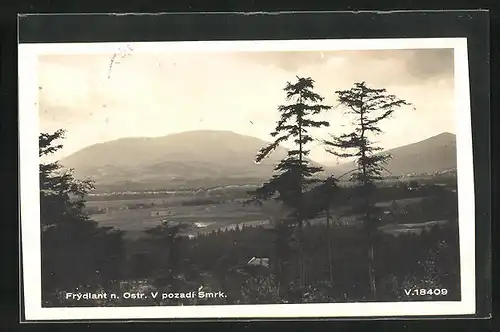 AK Frydlant n. Ostr., V pozadi Smrk