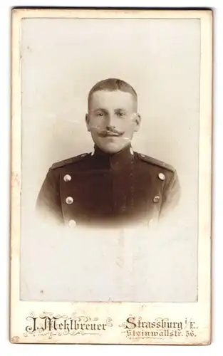 Fotografie J. Mehlbreuer, Strassburg / Elsass, Steinwallstr. 56, Soldat in Uniform Rgt. 128