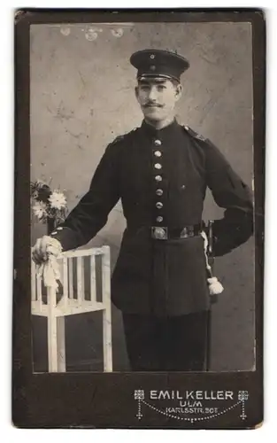 Fotografie Emil Keller, Ulm, Karlsstr. 50, Soldat in Uniform Rgt. 127