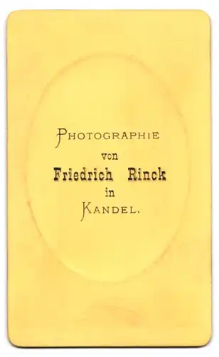 Fotografie Friedrich Rinck, Kandel, Portrait junge Dame mit Flechtfrisur