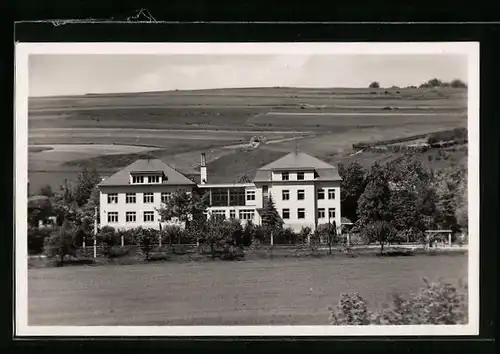 AK Chocerady, Ortspartie mit Gebäudeansicht