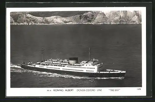 AK Passagierschiff M. V. Koning Albert in Fahrt