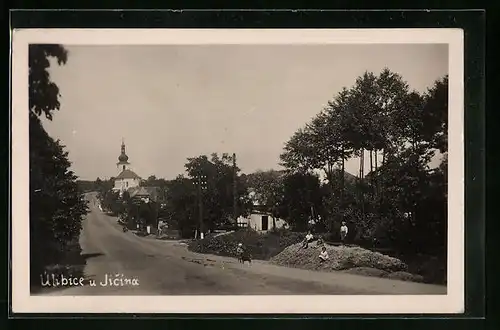 AK Úlibice u Jicina, Strasse im Ort