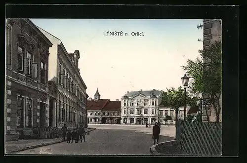 AK Týniste n. Orlicí, Kinder auf dem Platz der Stadt