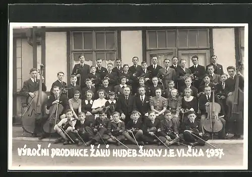 Foto-AK Plzen, Jubil Produkce Hudeb. Skoly J. E. Vlcka, 1937