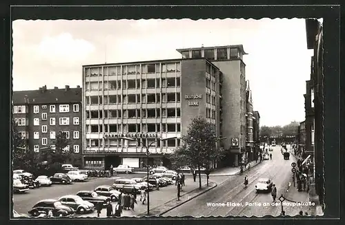 AK Wanne-Eickel, Hauptstrasse mit Parkplatz