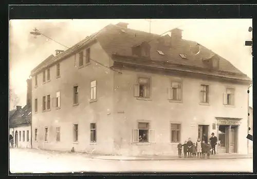 Foto-AK Rehau, Wohnhaus am Eck der Gartenstrasse 1913