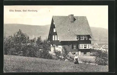 AK Bad Harzburg, Villa Benze und Frau