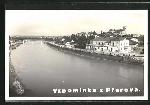 AK Prerov, Flusslauf mit Brücke vor Stadt