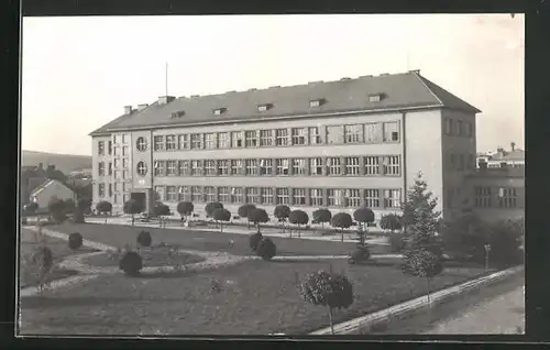 AK Val. Mezirici, Skola