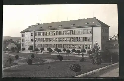 AK Val. Mezirici, Skola