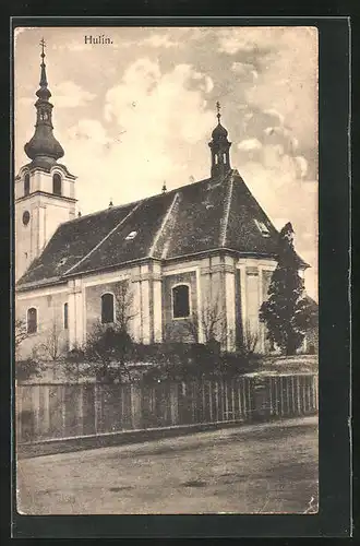 AK Hulin, Strasse mit Kirche