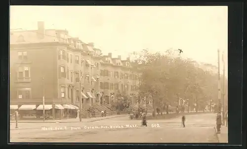 Foto-AK Boston, MA, Mass. Ave. E. from Colum. Ave.