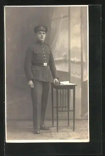 Foto-AK Tschechischer Soldat in Uniform