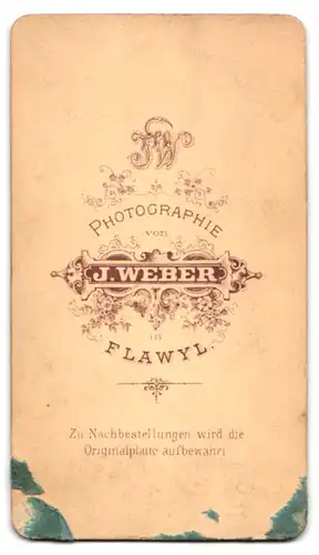 Fotografie J. Weber, Flawil, Portrait junge Dame mit Kragenbrosche