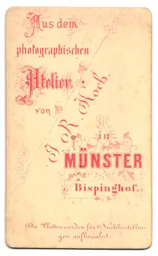 Fotografie J. R. Koch, Münster, Portrait junge Dame mit zeitgenössischer Frisur