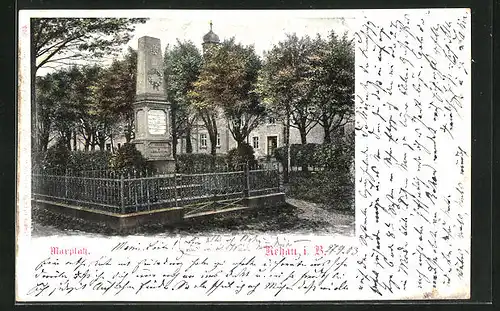 AK Rehau i.B., Marplatz mit Kriegerdenkmal