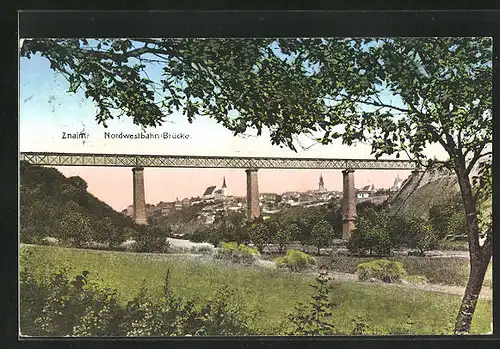 AK Znaim, Die Nordwestbahnbrücke bei Abenddämmerung