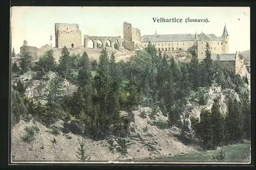 AK Velhartice (Sumava), Blick zum Schloss mit Ruine