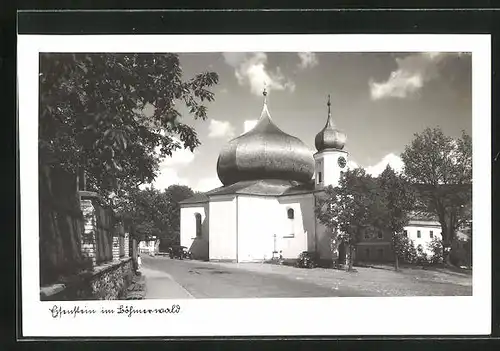 AK Eisenstein im Böhmerwald, Strassenpartie an der Kirche