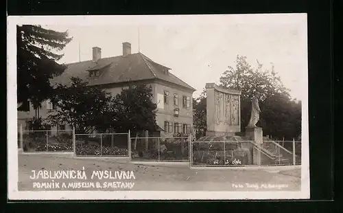 AK Jablkynice / Jabkenice, Pomnik a Museum B. Smetany