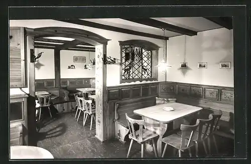 AK Braunlage / Oberharz, Gasthaus Königskrug, Innenansicht