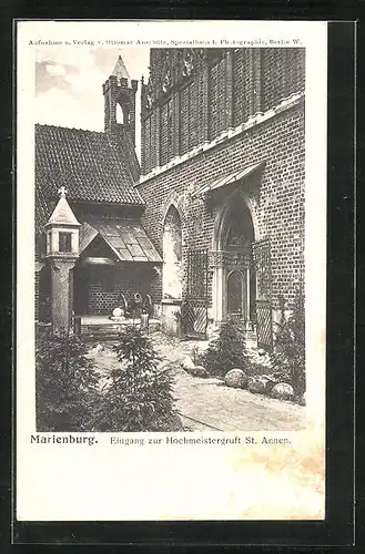 AK Marienburg / Malbork, Eingang zur Hochmeistergruft St. Annen