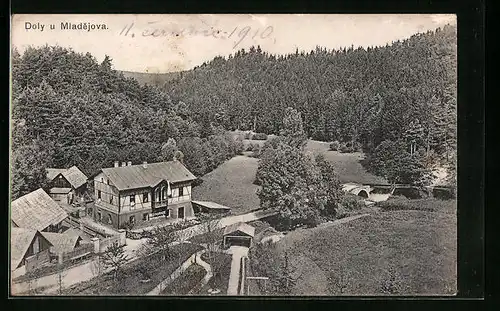 AK Doly u Mladejova, Restaurant aus der Vogelschau