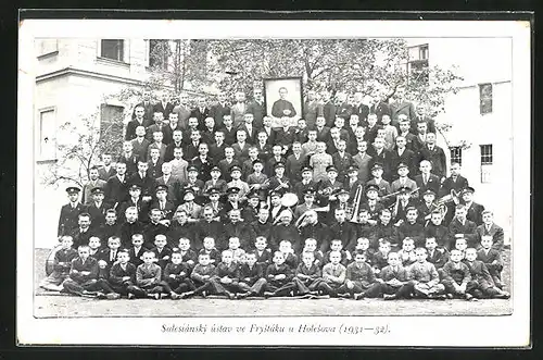 AK Frystak, Salesiansky ustav, 1931-32