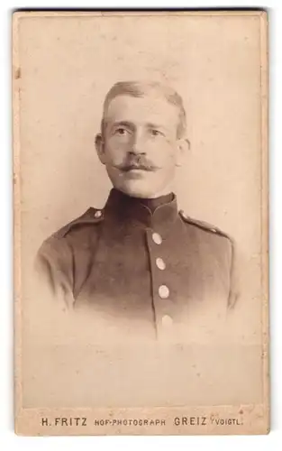 Fotografie H. Firtz, Greiz i. Vogtl., Portrait Soldat in Uniform mit Moustache