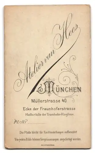 Fotografie L. van Hees, München, Müllerstr. 40, Portrait junges Paar in Kostümen zum Fasching