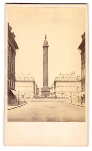 Fotografie unbekannter Fotograf, Ansicht Paris, Place Vendome mit blick auf die Colonne Vendome / Siegessäule