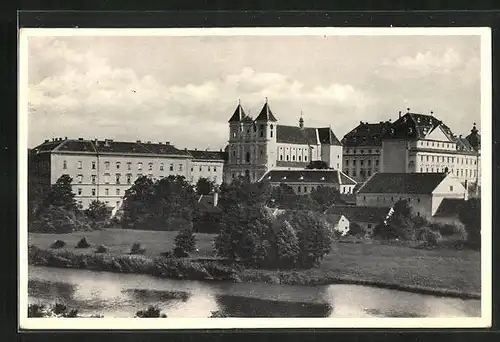 AK Znaim, Klosterbruck vom Fluss aus