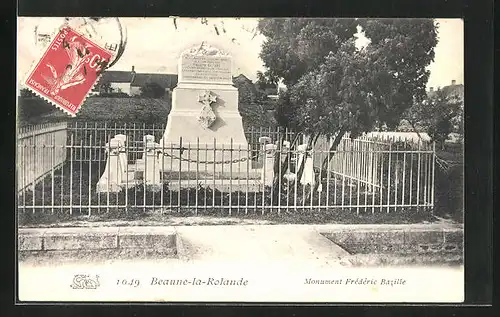 AK Beaune-la-Rolande, Monument Frederic Bazille