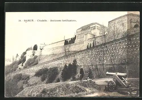 AK Namur, Citadelle, Anciennes fortifications