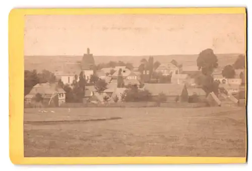 Fotografie Paul Herrmann, Ebersdorf, Ansicht Ebersdorf, Ortsansicht mit Wehrkirche