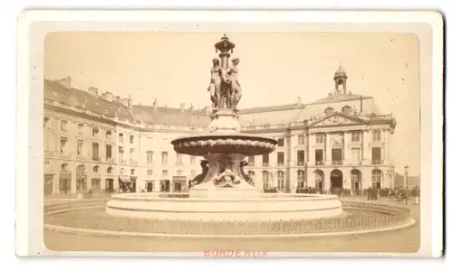 Fotografie Joinin Briol, Bordeaux, Ansicht Bordeaux, Place de la Bourse mit Brunnen