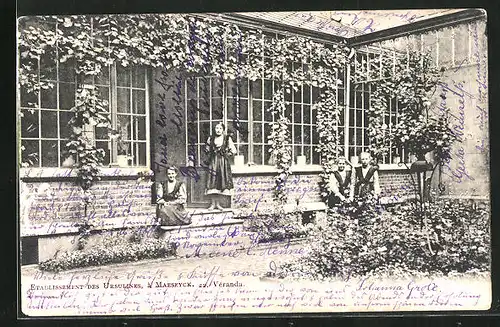 AK Maaseik, Etablissement des Ursulines, Véranda