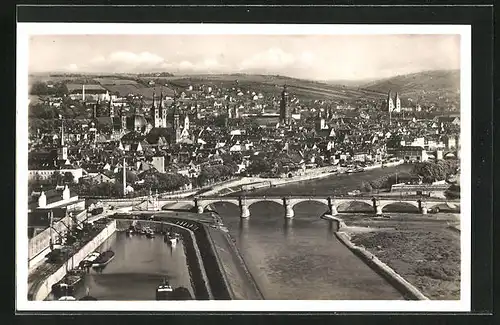 AK Würzburg, Blick vom Steinberg auf den Ort mit Brücke