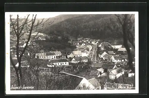 AK Zandrov, Teilansicht mit Strasse