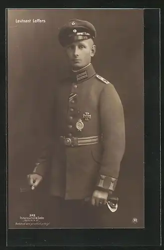 Foto-AK Sanke Nr. 372: Leutnant Leffers in Uniform